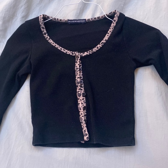 RARE Brandy Melville cheetah Zelly top Long Sleeve - Picture 1 of 2